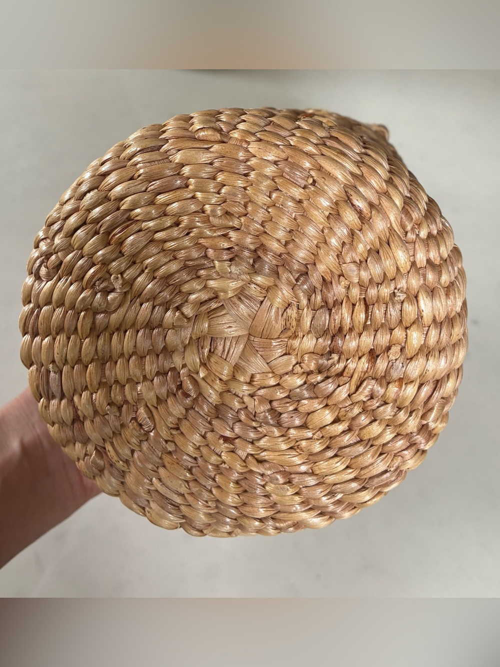 NWT Hat Attack Mina Bag Woven Straw Bucket Bag - Natural Tan - Picture 7 of 9